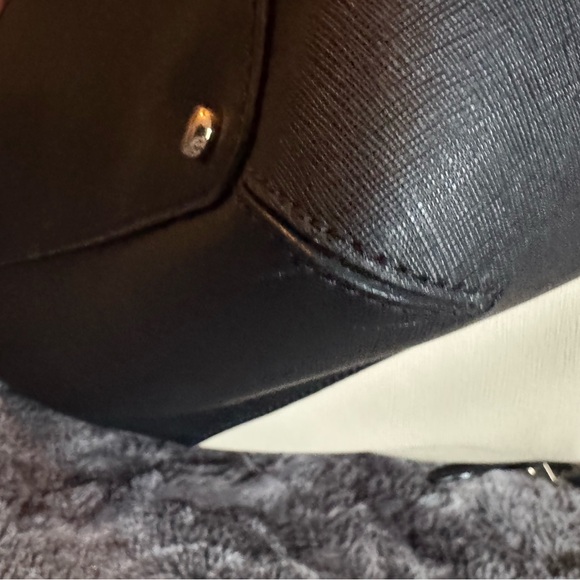 Gorgeous EUC Kate Spade large tote - Picture 4 of 7